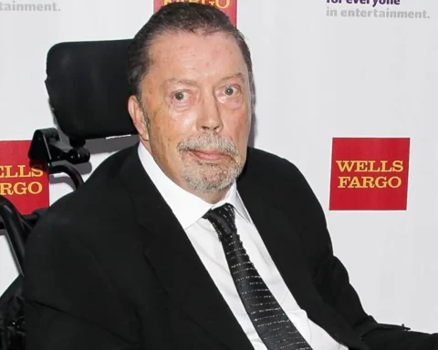 Tim Curry 2023